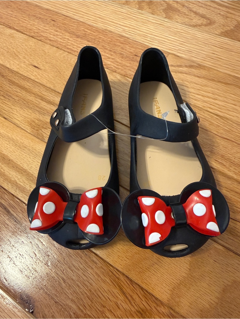 Kids Minnie Mouse Black Slip-On Cushioned Shoes